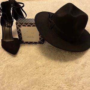 Black fedora hat